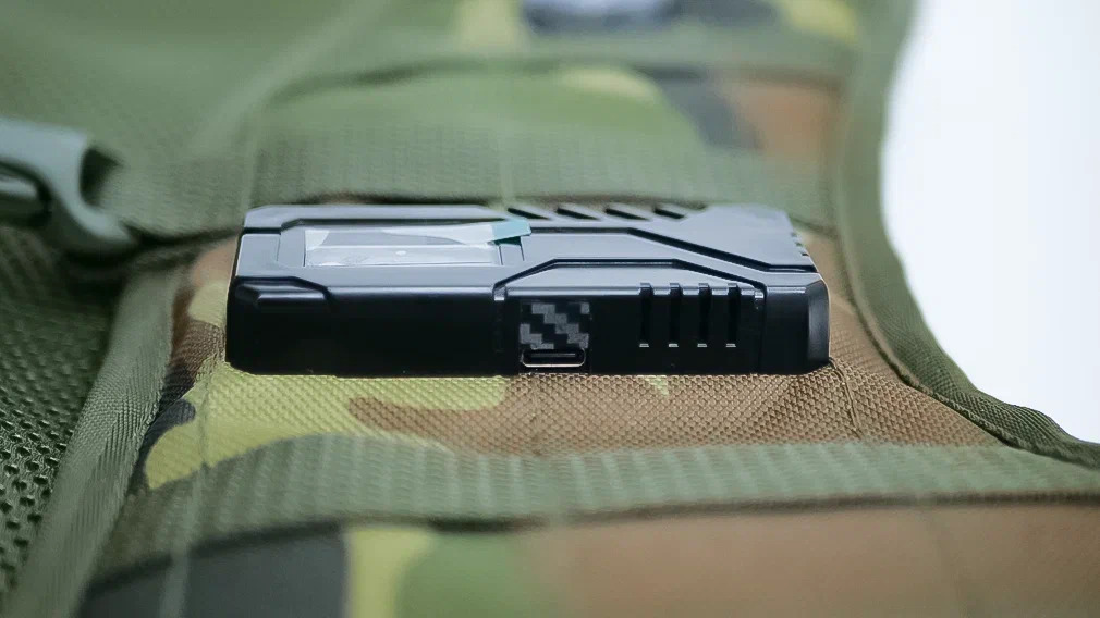 The Alphatag bulletproof vest photo 4