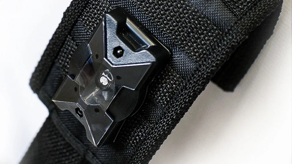 DEFENDER vest photo 6